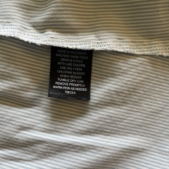 Classic Preppy Multi-stripe button-up, Sz L, like new! - Picture 5 of 6